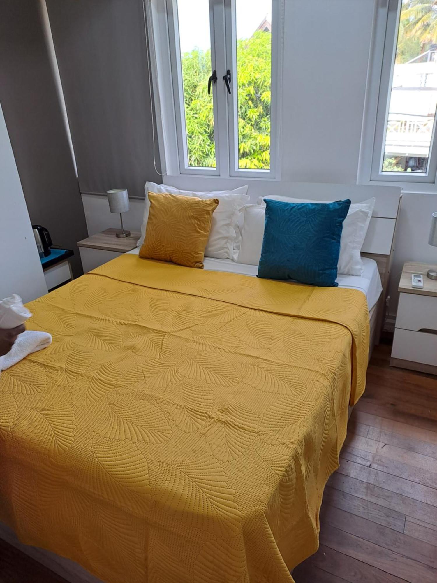 Explora Prestige Panzió Blue Bay Kültér fotó